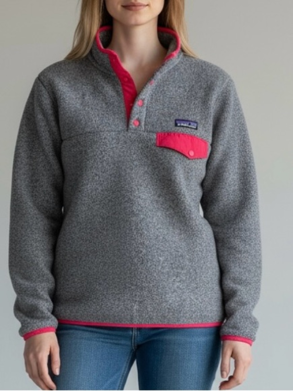 Patagonia Women's Lightweight Synchilla Snap-T Pullover Gray & Pink Medium